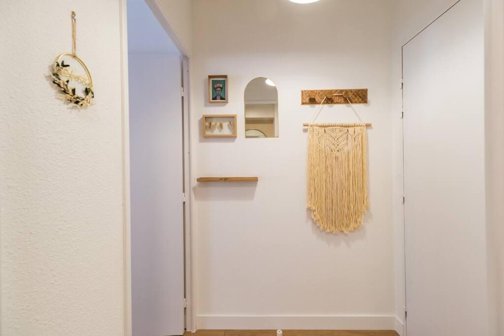 Charmant Studio Au Coeur De 圣布里厄 外观 照片